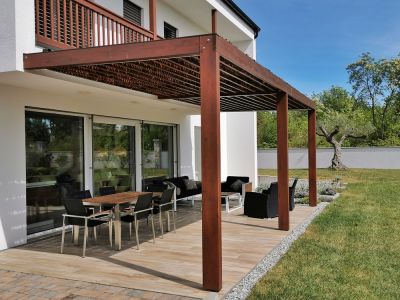 Outdoor Structure Staining - Staining Lake Elmo, Minnesota